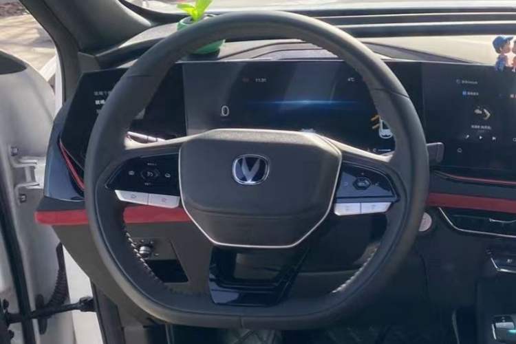 Used Changan X5 PLUS 2024 1.5T DCT Excellence Edition
