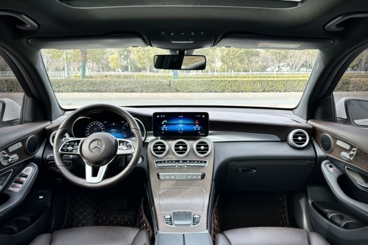 Used Mercedes-Benz GLC 2021 GLC 260 L 4MATIC Luxury Model
