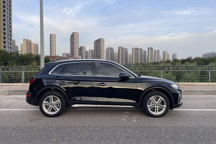 Used Audi Q5L 2023 40T Fashionable and Elegant Version
