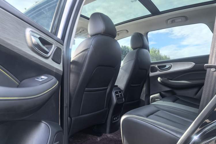 Used Roewe RX5 2021 PLUS 300TGI Automatic Ali National Trend Luxury Ronglin Edition