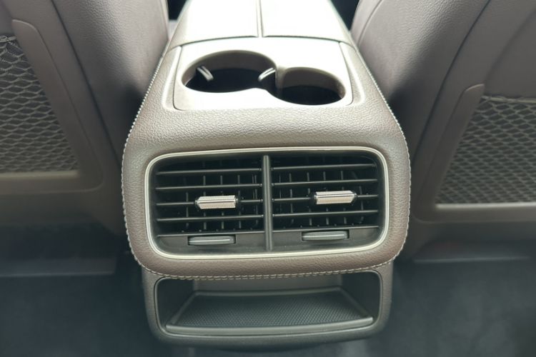 Used Mercedes-Benz GLE 2022 GLE 350 4MATIC Stylish Model
