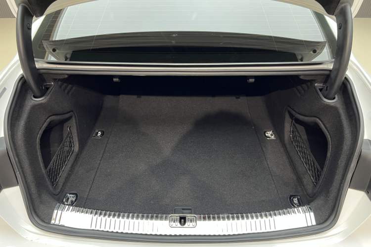 Used Audi A4L 2017 40 TFSI Fashion Model
