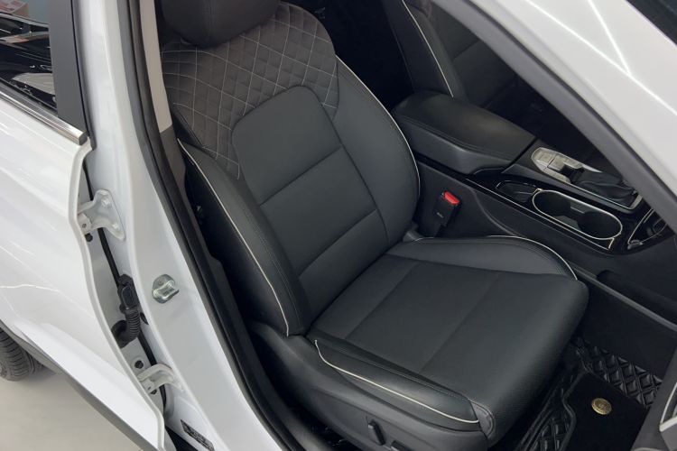 Used Hyundai Tucson 2020 280TGDi Two-Wheel-Drive GLS Smart Connectivity Version China VI Standard