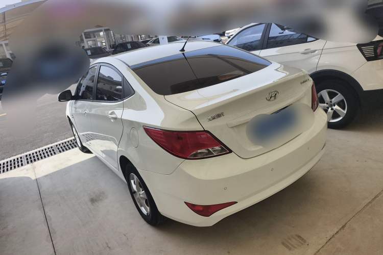 Used Hyundai Verna 2014 1.4L Manual Smart GLS Trim

