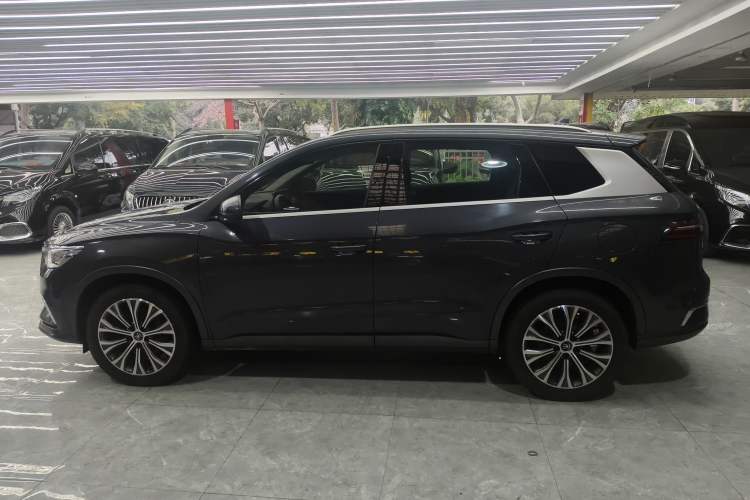 Used BYD Song Pro New Energy 2019 DM 1.5T Four-Wheel Drive High-Energy Version
