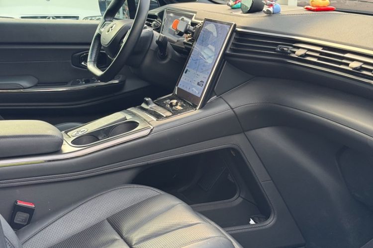 Used Nio ES8 2020 415 km Range 6-Seater Version
