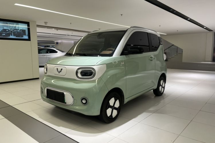 Used Wuling Hongguang MINIEV 2024 3rd Generation 215km Advanced Version

