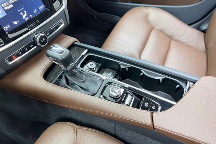 Used Volvo S90 2017 T4 Zhiyuan Edition

