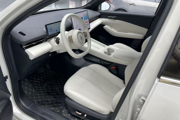 Used Baojun Yunhai 2024 140km Plug-in Hybrid Version
