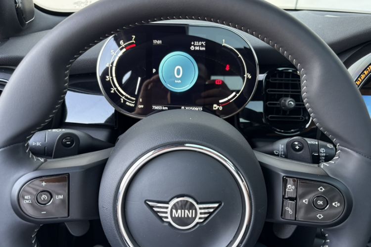 Used  MINI 2023 Facelift 2.0T COOPER S Artist Five-Door Edition
