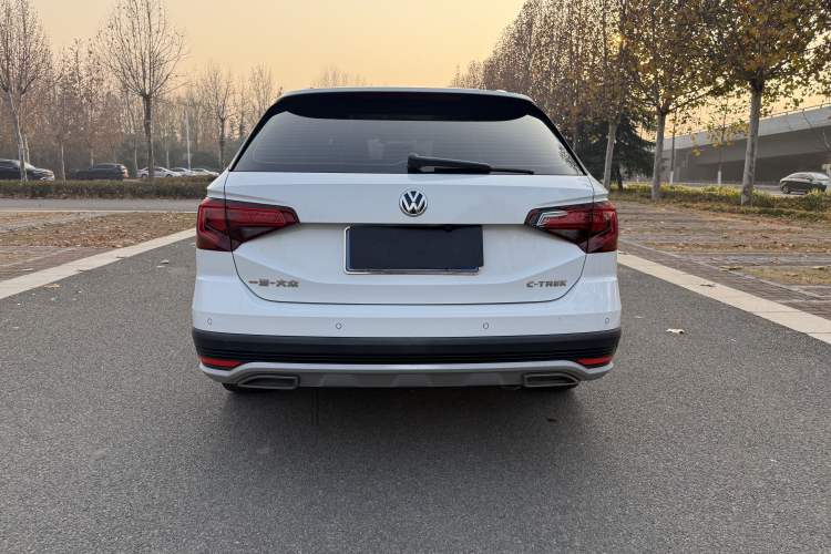 Used Volkswagen C-TREK 2018 1.5L Automatic Comfort Model

