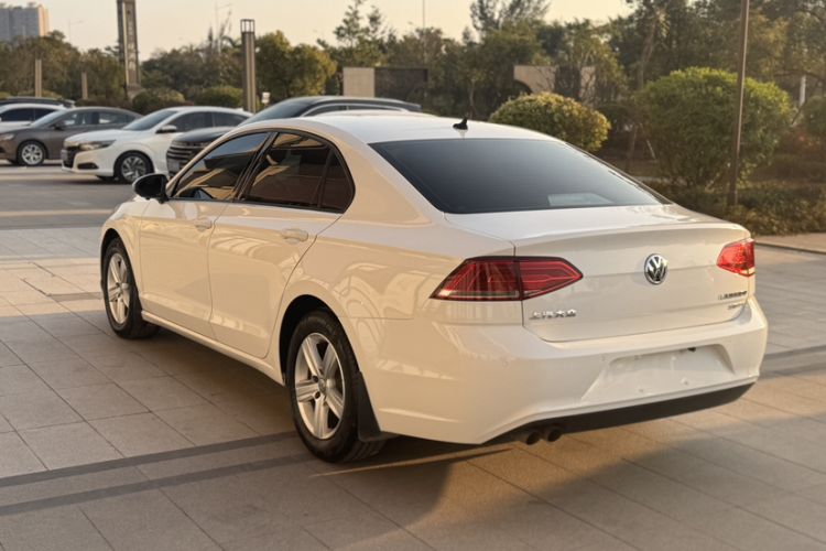 Used Volkswagen Lamando 2018 230TSI DSG Fashion Edition
