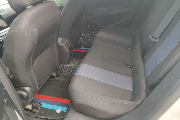 Used Peugeot 308 2019 230THP Automatic Luxury Edition China VI Standard