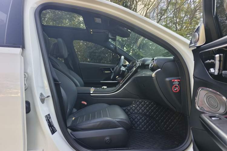 Used Mercedes-Benz C-Class 2023 Second Facelift C 260 L Starry Night Sports Edition
