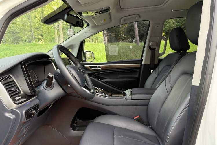 Used GAC Trumpchi M8 2023 Lingxiu Series 390T Prestige Edition
