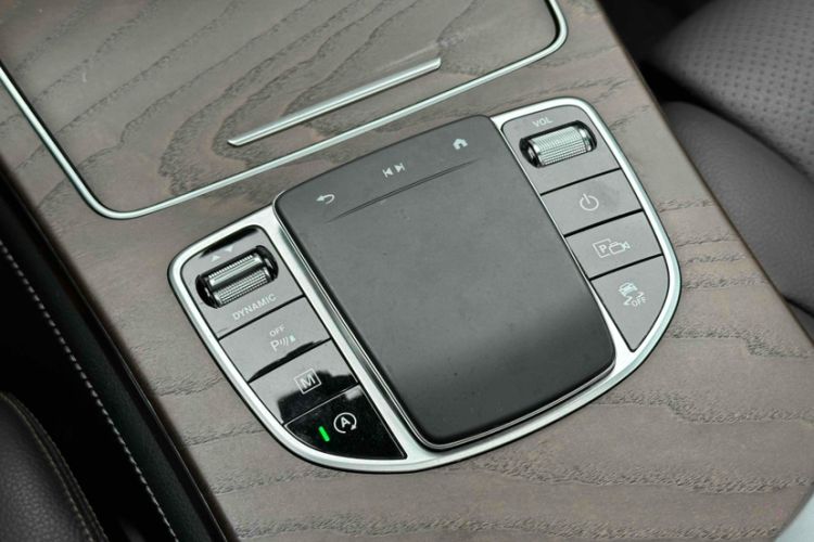 Used Mercedes-Benz GLC 2020 GLC 300 L 4MATIC Dynamic Edition
