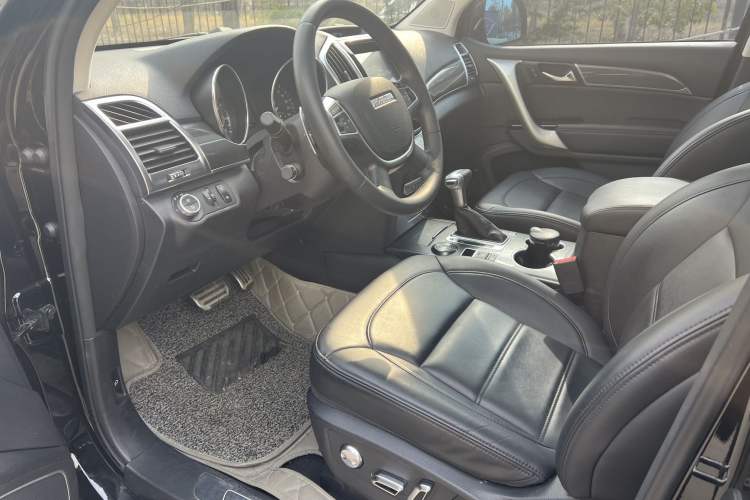 Used Haval H9 2016 2.0T Four-Wheel Drive Luxury Version 5 Seats