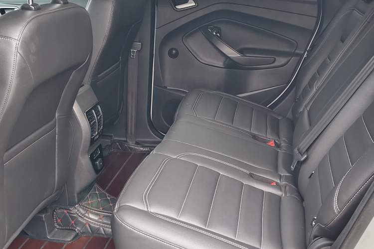 Used Ford Kuga 2019 EcoBoost 180 Two-Wheel-Drive Platinum Edition China VI Standard
