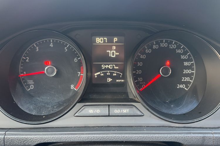 Used Volkswagen Lavida 2015 1.6L Automatic Fashion Edition