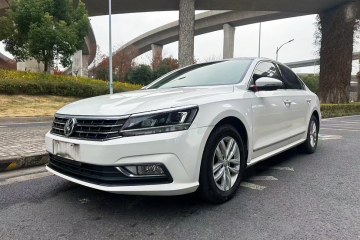 Used Volkswagen Passat 2016 330TSI DSG Luxury Edition