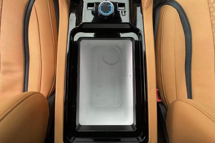 Used Mercedes-Benz Vito 2023 2.0T Elite Version 7 Seats