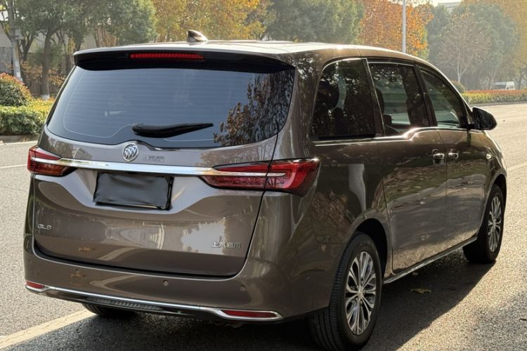 Used Buick GL8 2023 Land Executive Class Smart Enjoyment Model
