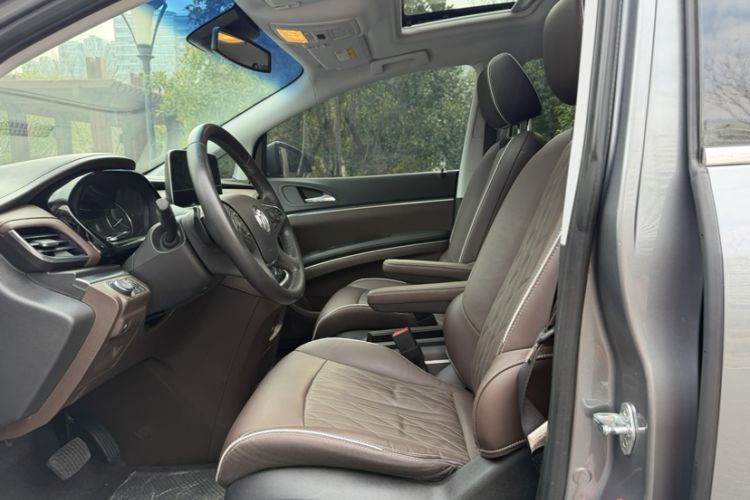 Used Buick GL8 2022 Land Business Class 652T Luxury Model