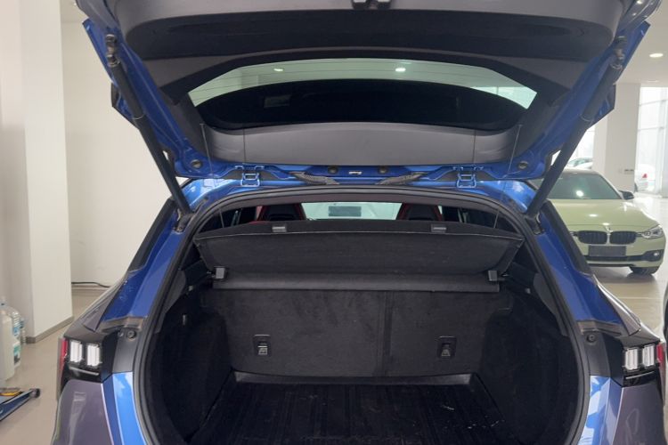 Used Lynk & Co 06 2020 1.5T JinPro model
