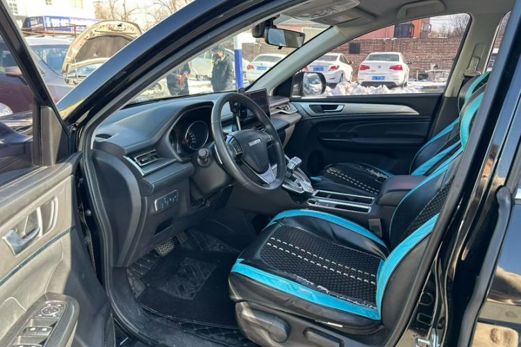 Used Haval M6 2021 PLUS 1.5T DCT Elite Smart Connectivity Model
