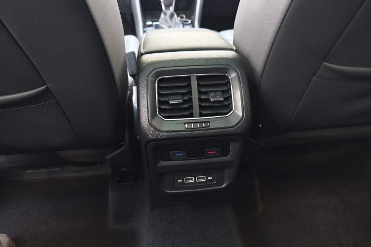 Used Volkswagen Tiguan L 2021 380TSI Automatic All-Wheel Drive R-Line Comfort Plus 7-Seater
