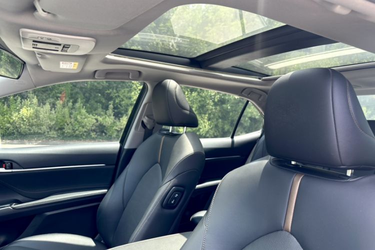 Used Toyota Camry 2019 2.5G Luxury Edition China VI Standard
