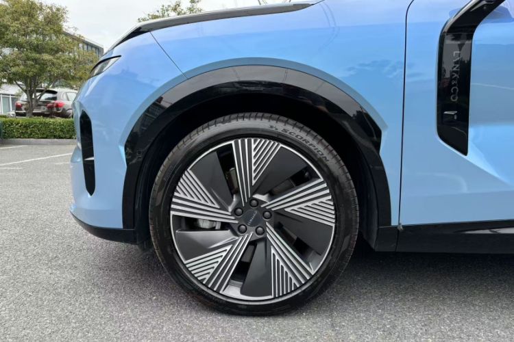 Used Lynk & Co 08 EM-P 2023 220km All-Wheel-Drive Performance Halo
