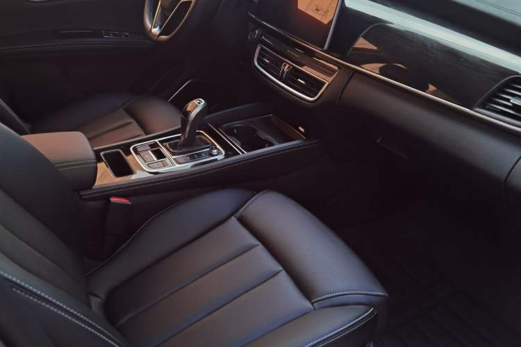 Used BYD Song MAX 2019 1.5T Automatic Smart Connect Prestige 7-Seater China V Standard
