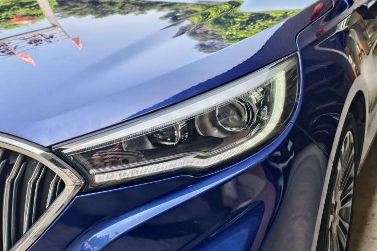 Used Hongqi H5 2019 30TD Dynamic Edition
