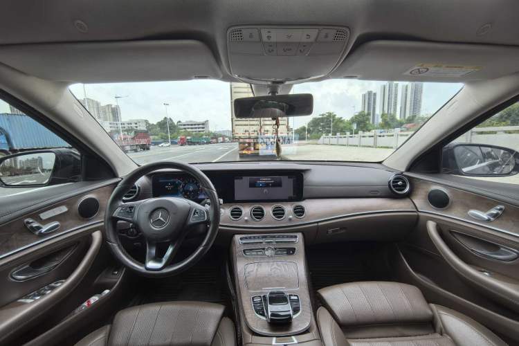 Used Mercedes-Benz E-Class 2018 Facelift E 200 L
