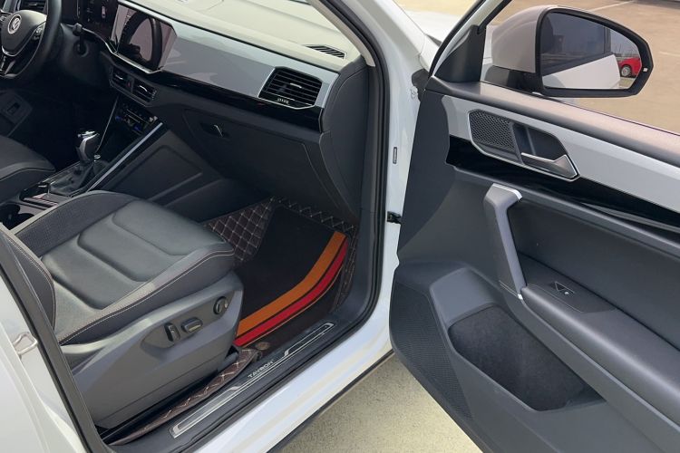 Used Volkswagen Tayron 2021 330TSI Two-Wheel Drive Luxury Connected Version Plus
