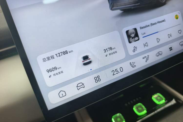 Used  L07 2024 230Max Qiankun Intelligent Driving ADS SE Range-Extended Version
