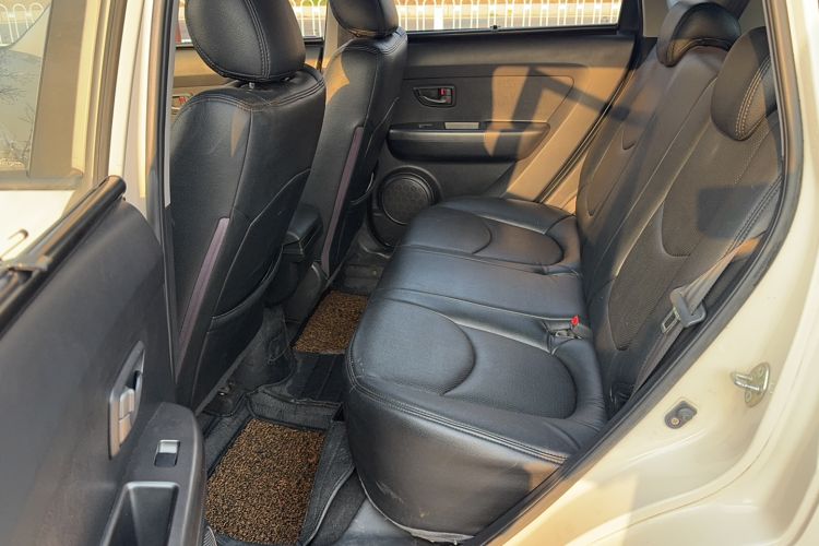 Used Kia Soul 2013 1.6L AT GL
