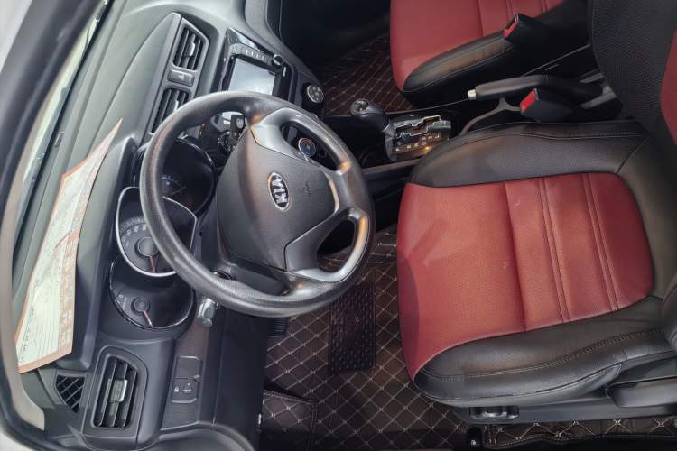 Used Kia K2 2015 Hatchback 1.4L AT GLS Cool Edition
