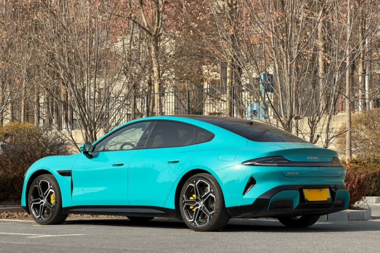 Used  SU7 2024 Rear-Drive Standard Founder Edition
