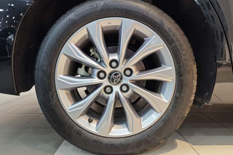 Used Toyota Avalon 2024 2.0L Premium Edition