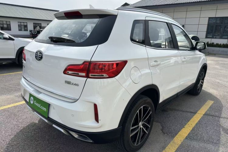 Used Bestune X40 2018 Internet Celebrity Edition 1.6L Automatic Luxury Version
