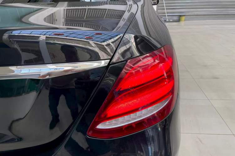 Used Mercedes-Benz E-Class 2017 E 300 Sport Edition
