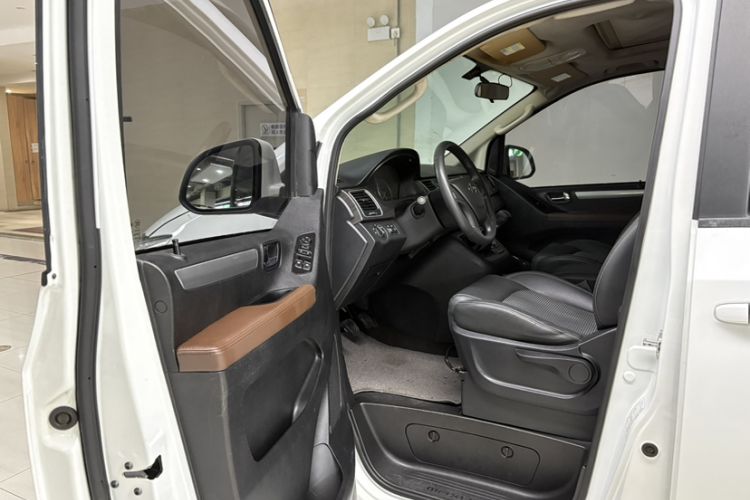 Used SAIC MAXUS G10 2018 PLUS 2.4L Manual Elite Edition