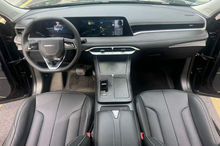 Used Venucia V DD-i 2023 60km iD Version
