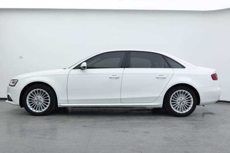 Used Audi A4L 2015 35 TFSI Automatic Comfort Model
