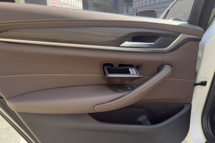 Used BMW 5 Series 2021 530Li Leading Luxury Package