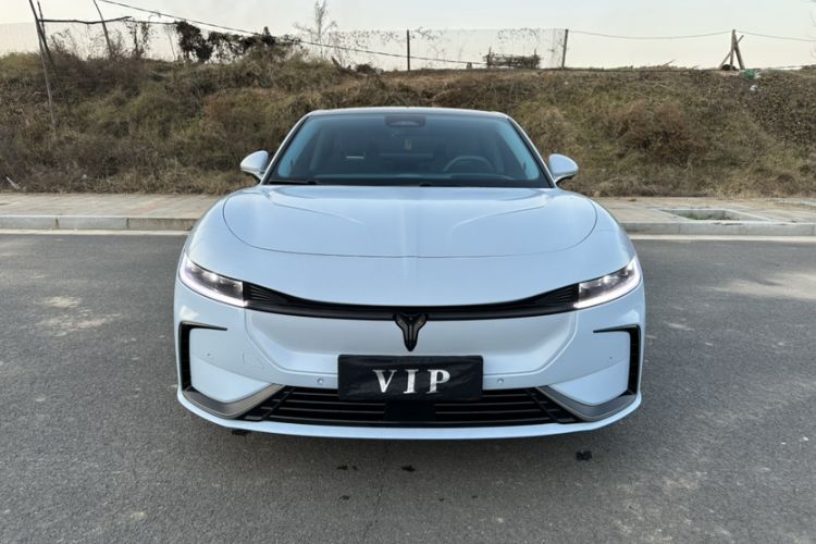 Used VOYAH PASSION 2023 Four-Wheel Drive Standard Edition
