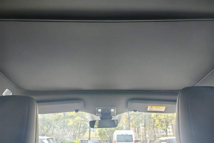 Used ONVO L60 2024 85 kWh Rear-Drive Version