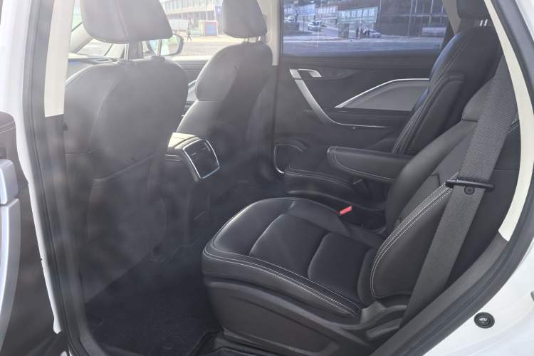 Used Geely Auto Jiajie 2021 1.8TD DCT Luxury Model
